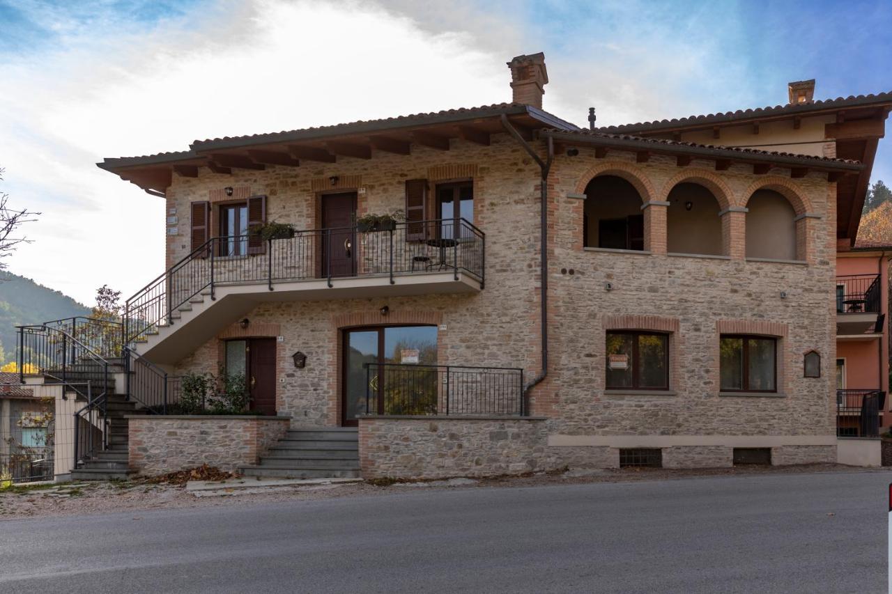 River House Mercatello sul Metauro Exteriör bild