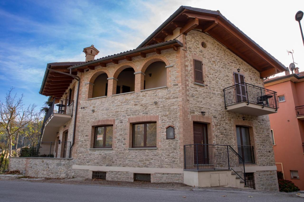 River House Mercatello sul Metauro Exteriör bild